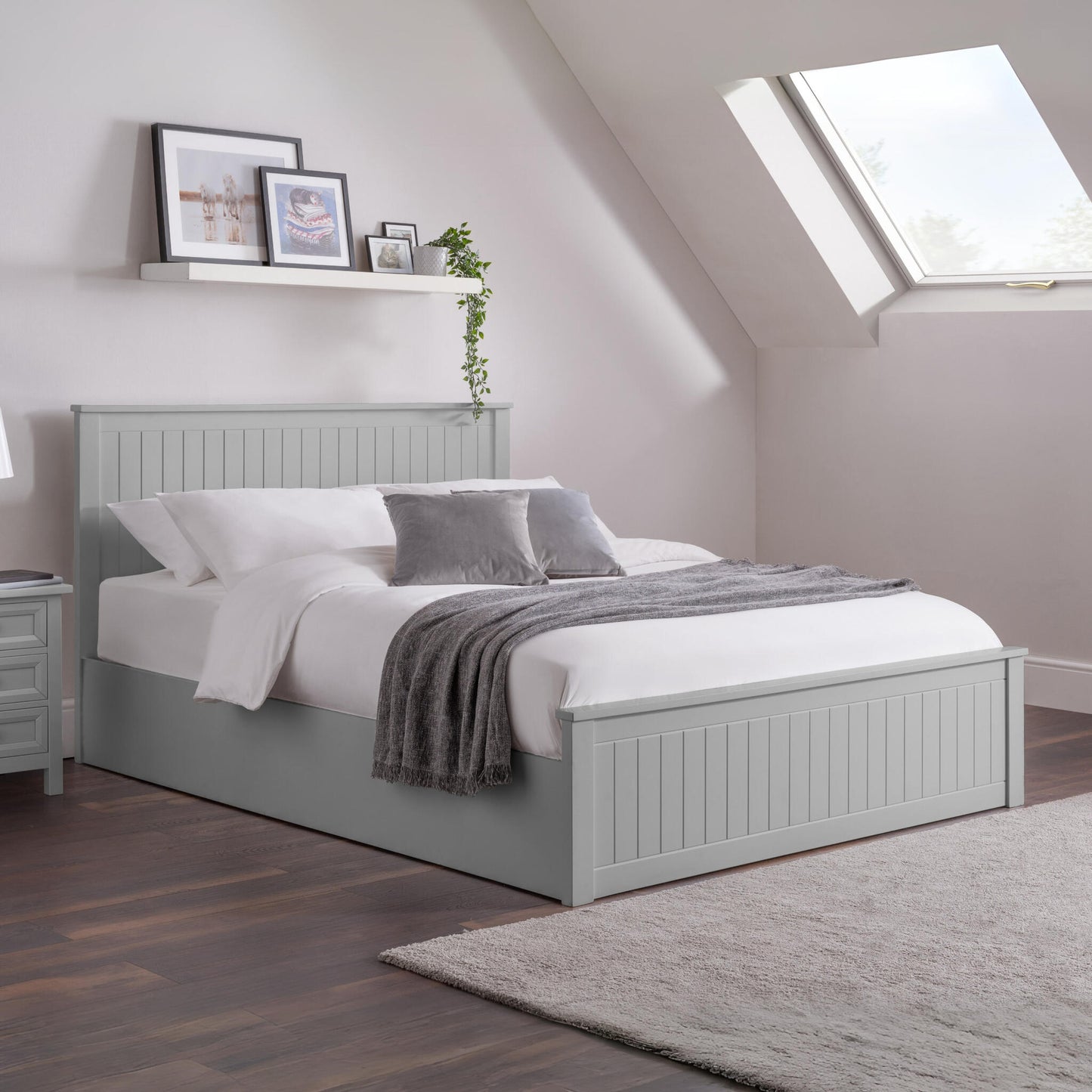 Maine Ottoman Bed