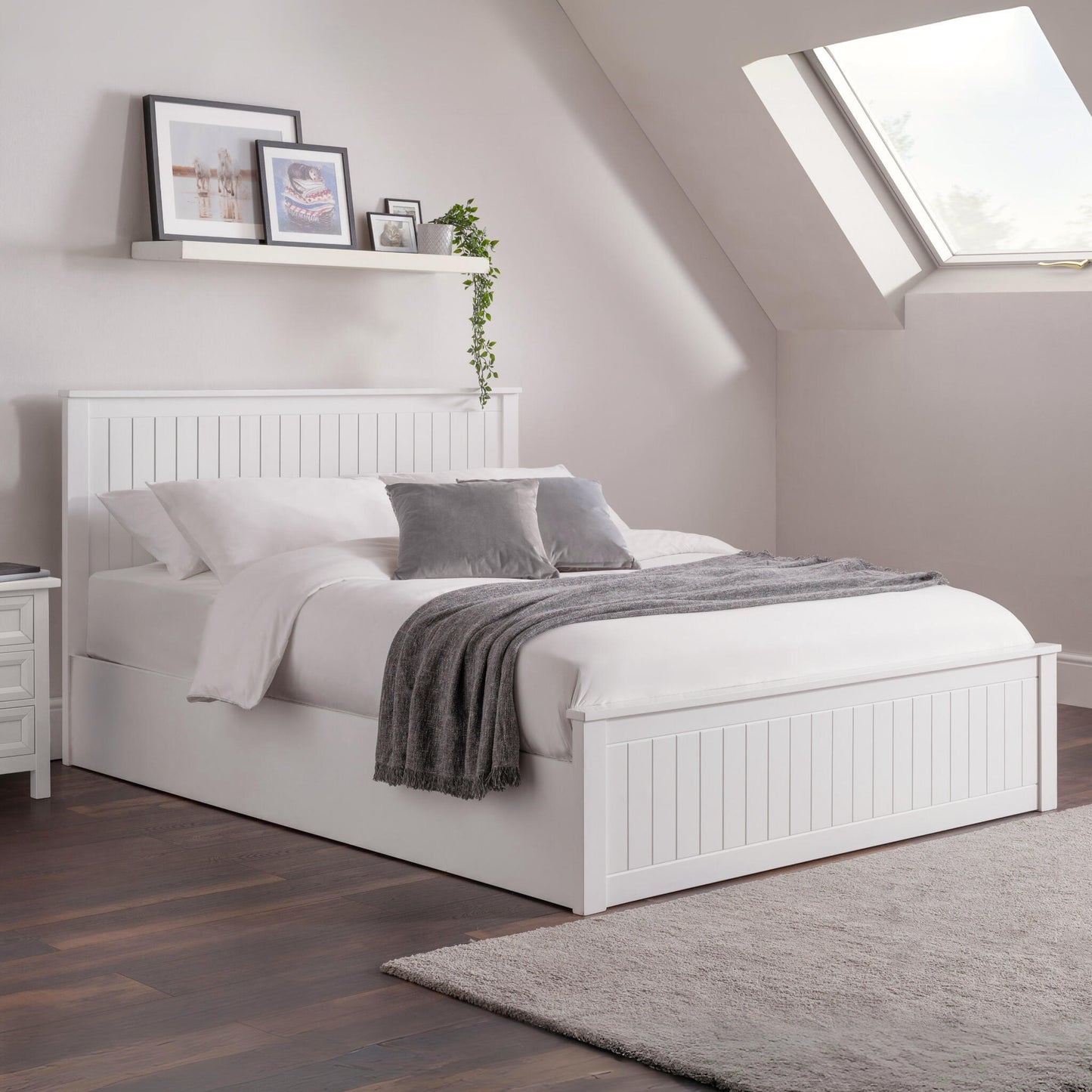 Maine Ottoman Bed