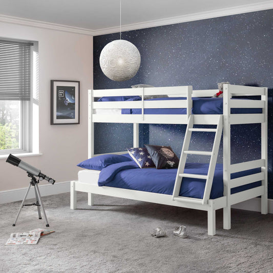 Merlin Triple Sleeper Bunk Bed in surf white shown in a bedroom setting